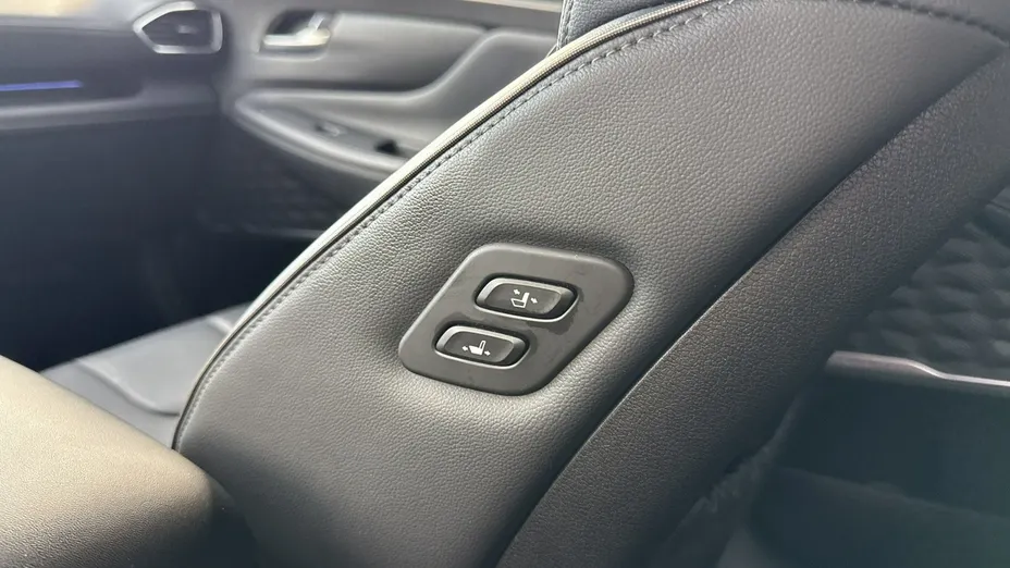 HYUNDAI Santa Fe -
