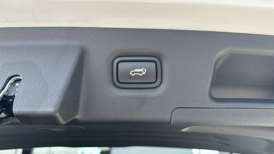HYUNDAI Santa Fe -