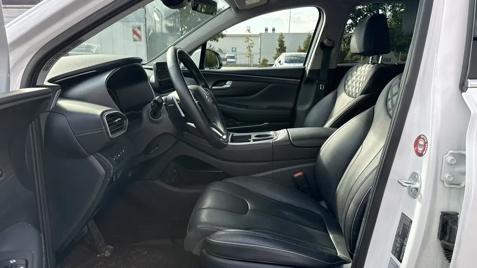 HYUNDAI Santa Fe -