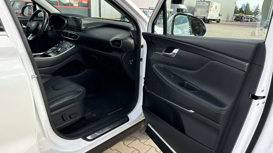 HYUNDAI Santa Fe -