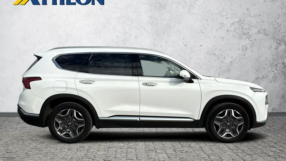 HYUNDAI Santa Fe -