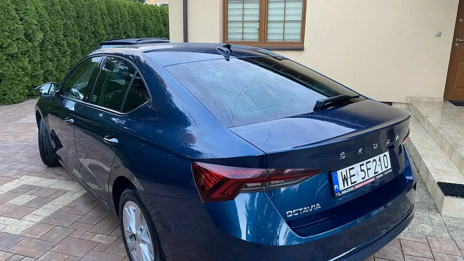 SKODA Octavia -