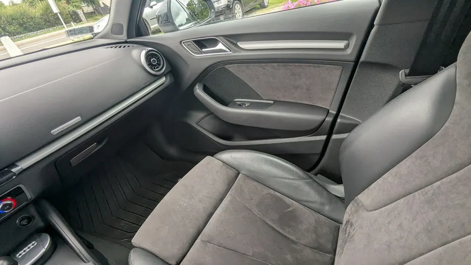AUDI A3 Sportback -