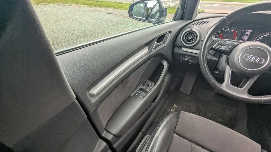 AUDI A3 Sportback -