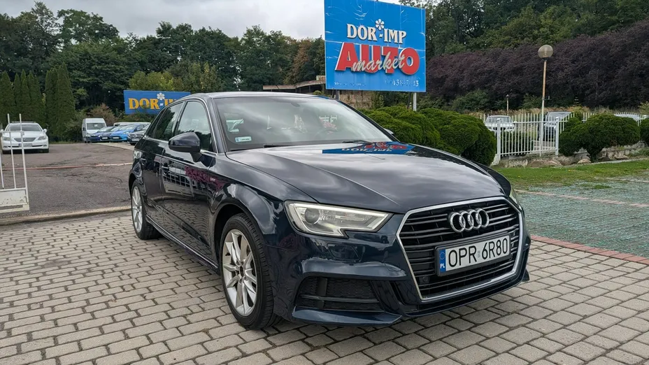AUDI A3 Sportback -