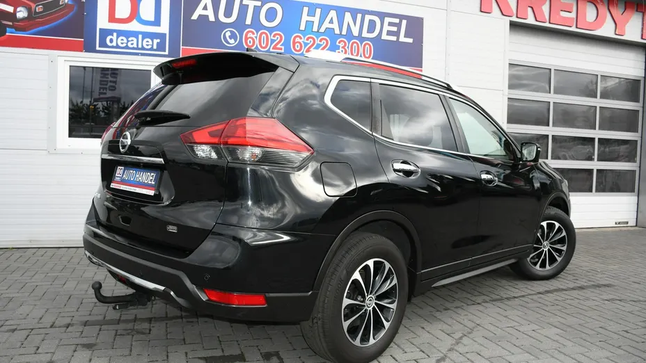 NISSAN X-Trail -