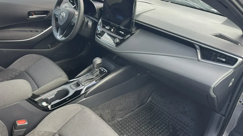 TOYOTA Corolla -
