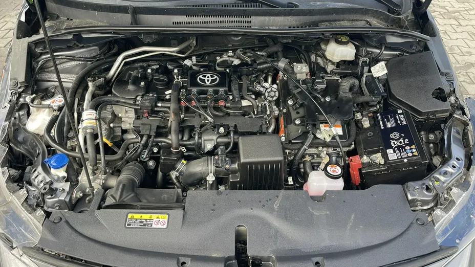 TOYOTA Corolla -