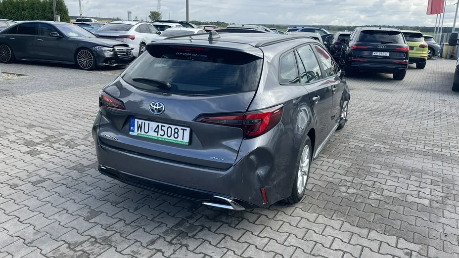 TOYOTA Corolla -