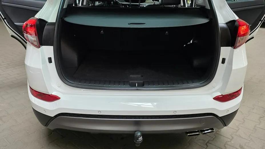 HYUNDAI Tucson -