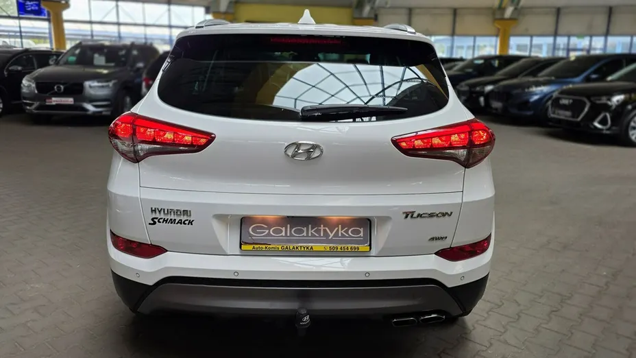 HYUNDAI Tucson -