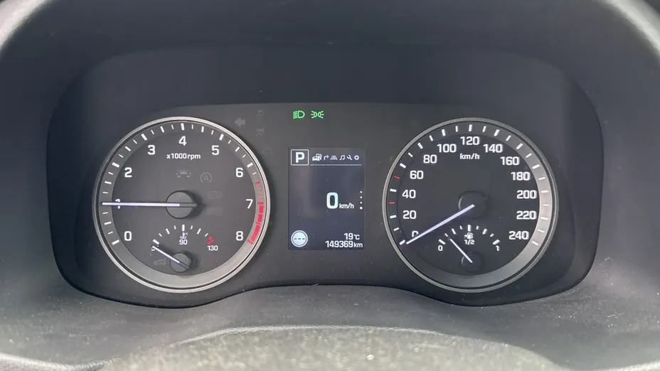 HYUNDAI Tucson -