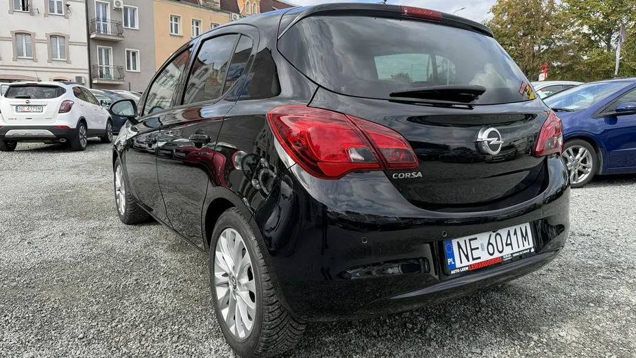 OPEL Corsa -