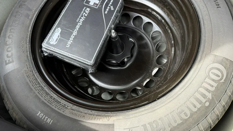 OPEL Corsa -