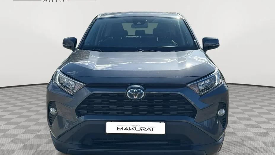 TOYOTA RAV4 -