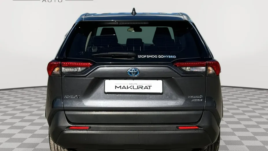 TOYOTA RAV4 -