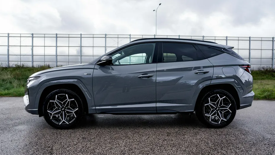 HYUNDAI Tucson -