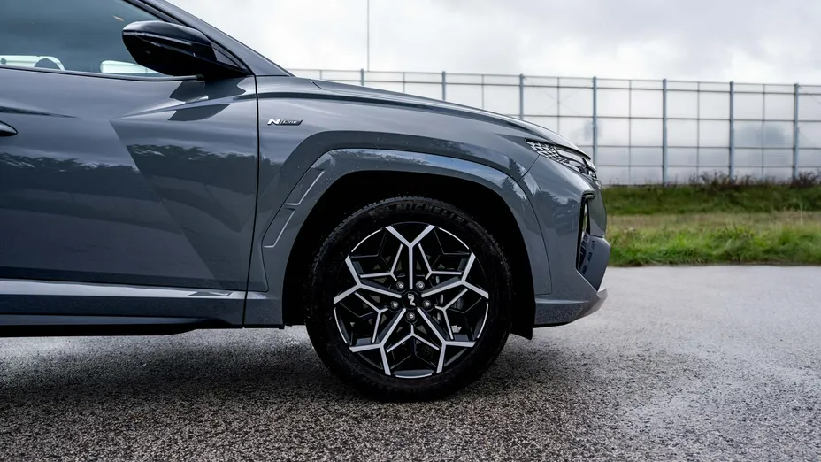 HYUNDAI Tucson -