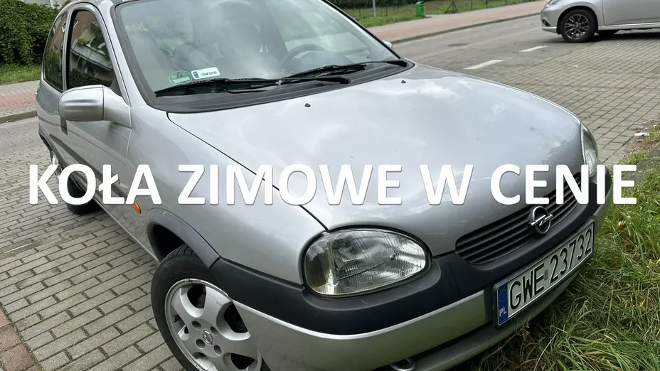 OPEL Corsa -