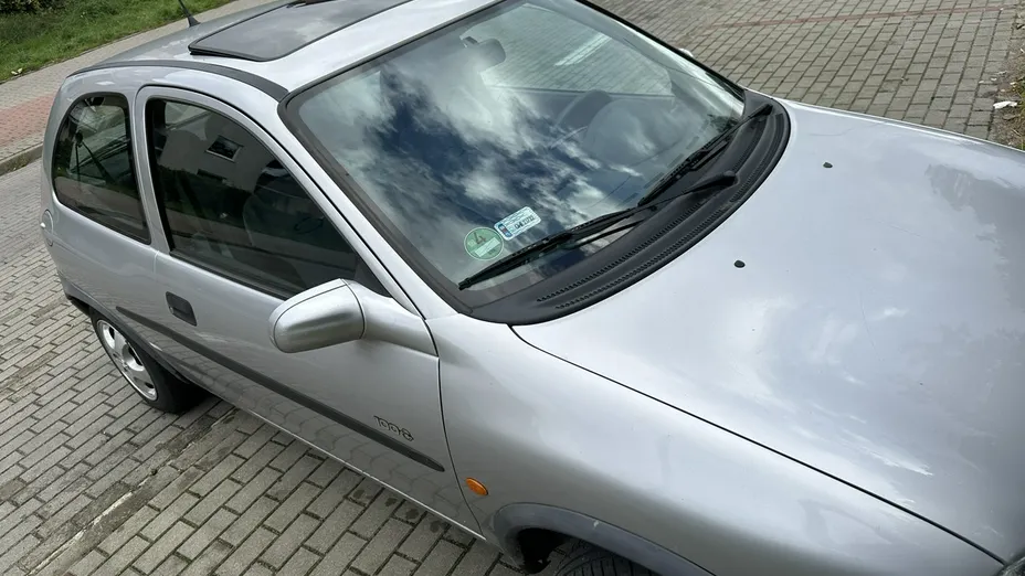 OPEL Corsa -