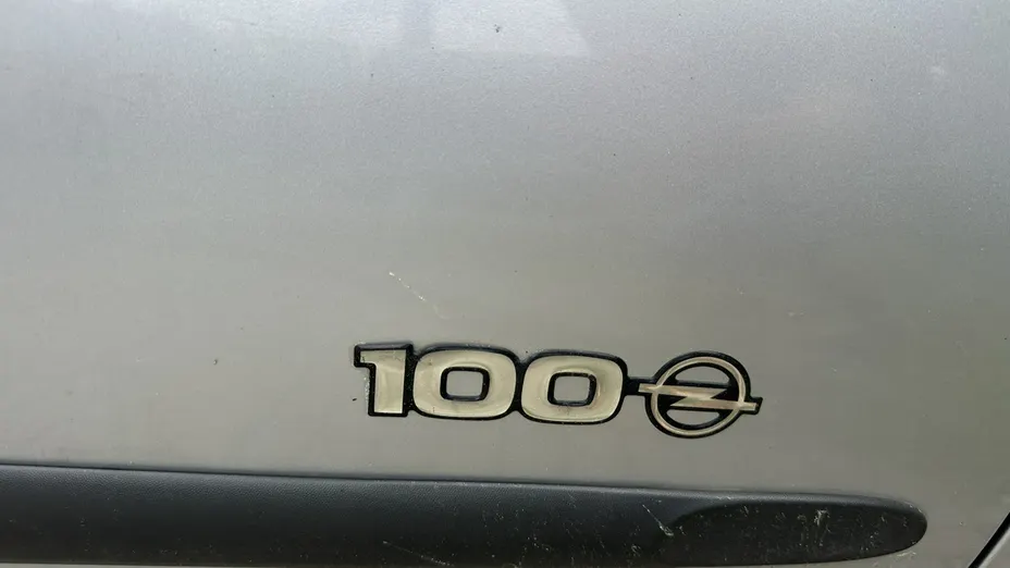 OPEL Corsa -