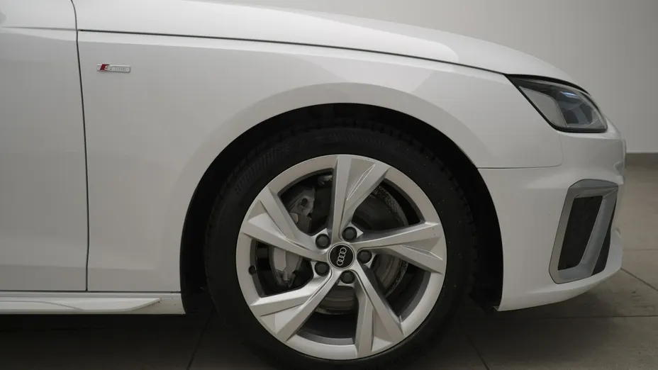 AUDI A4 Avant -