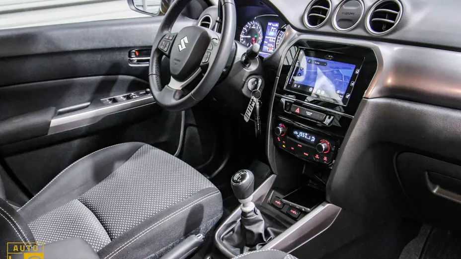 SUZUKI Vitara -
