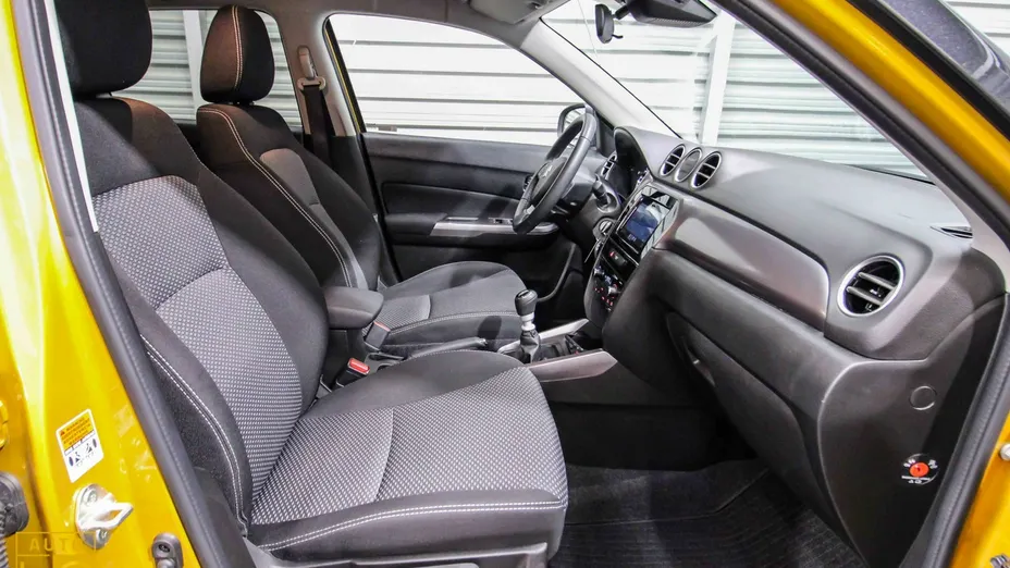 SUZUKI Vitara -