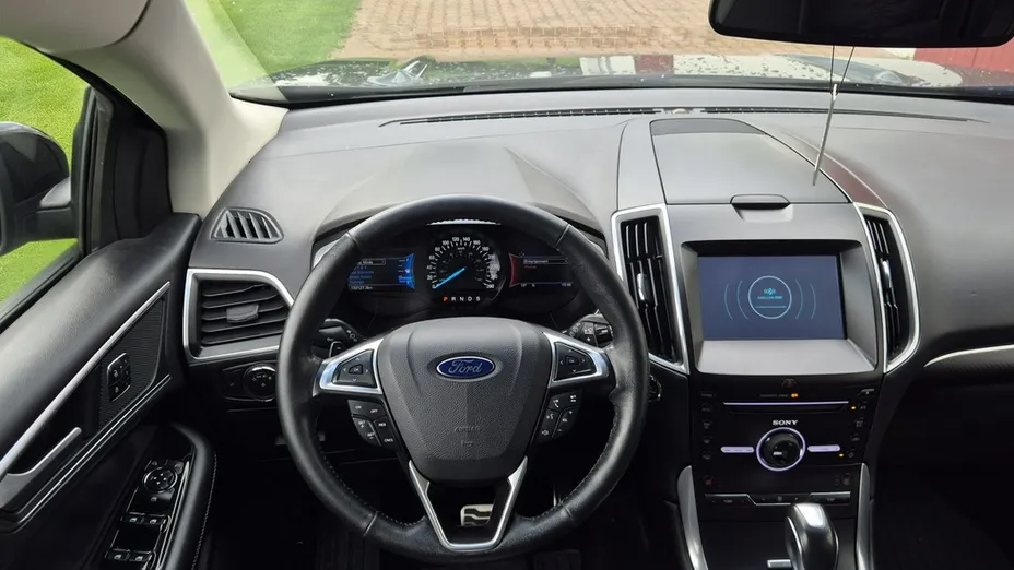 FORD Edge -