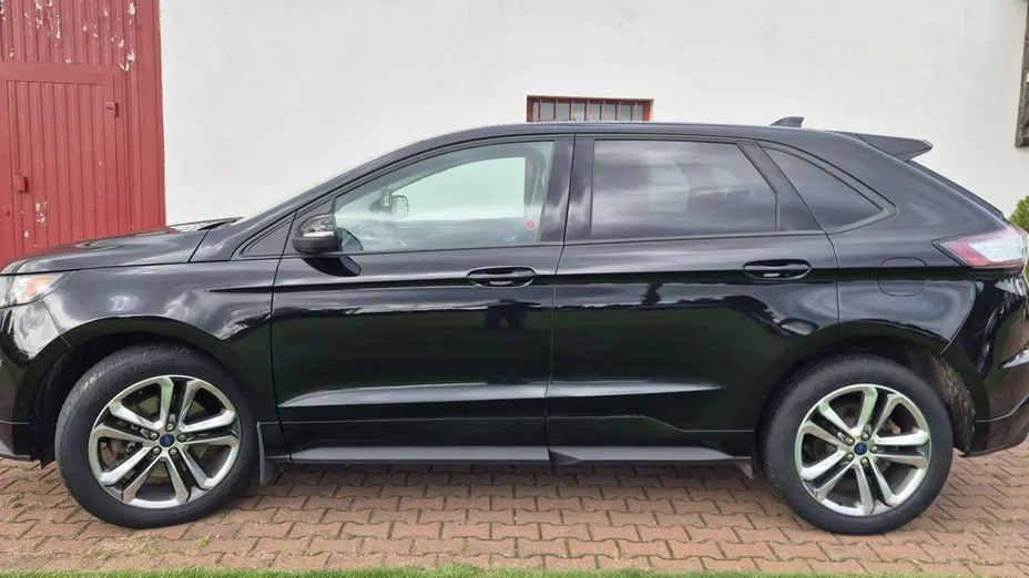 FORD Edge -