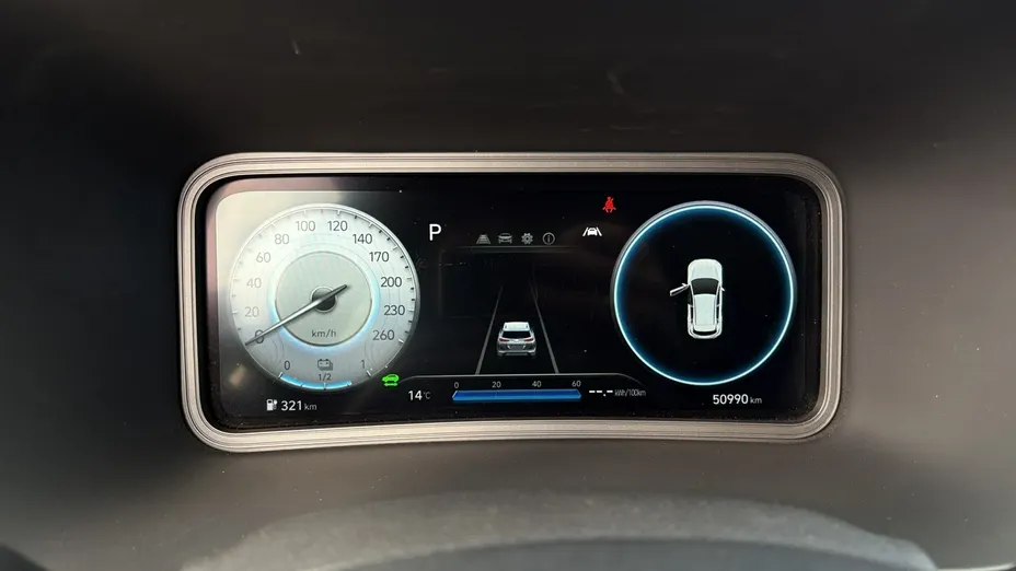 HYUNDAI Kona -