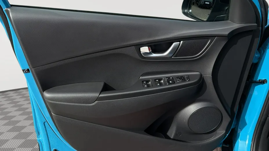 HYUNDAI Kona -