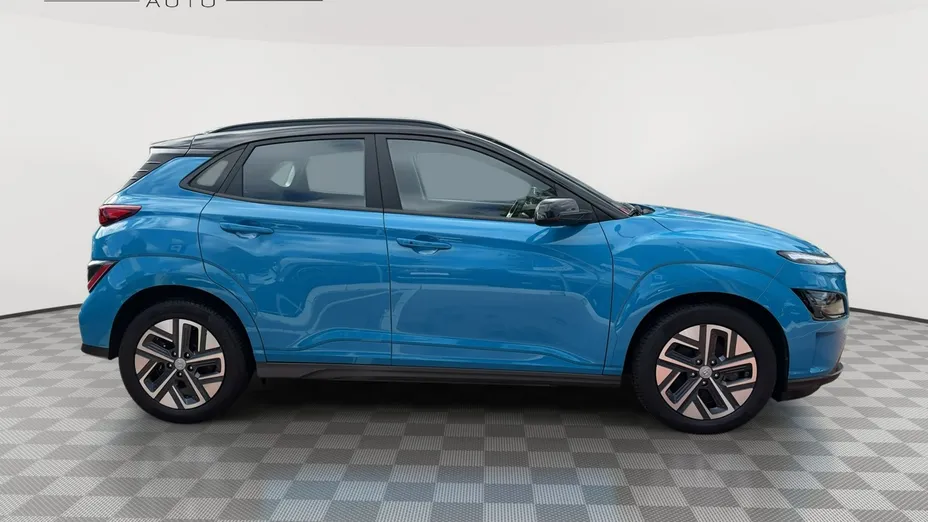 HYUNDAI Kona -