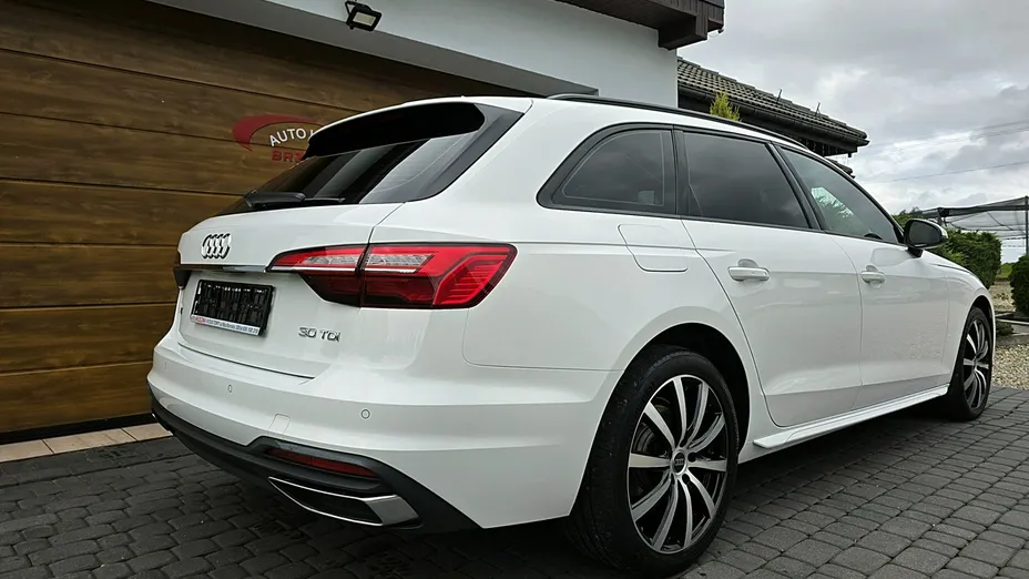 AUDI A4 Avant -