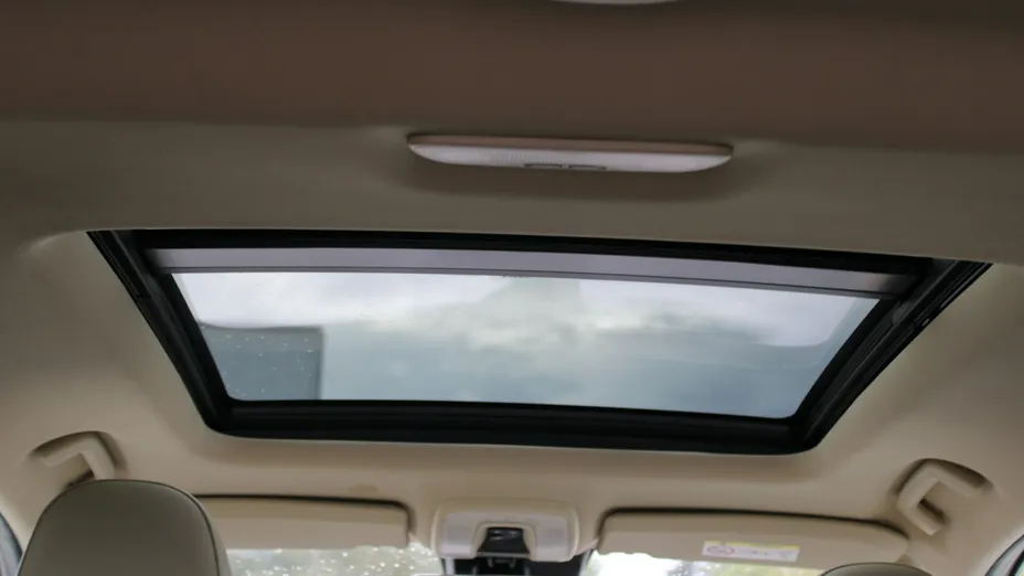 VOLVO XC60 -