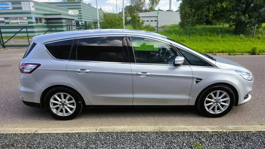 FORD S-MAX -