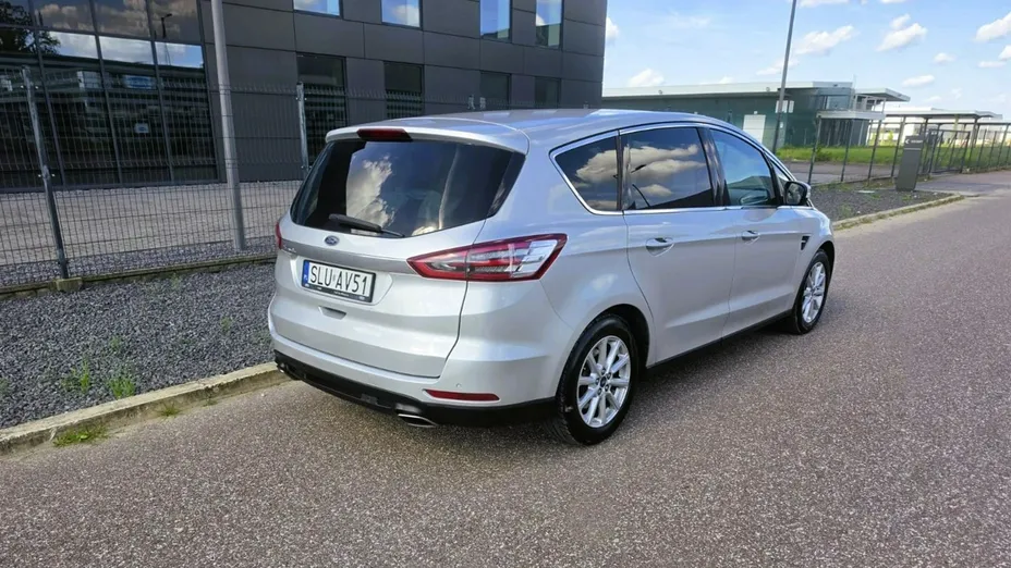 FORD S-MAX -