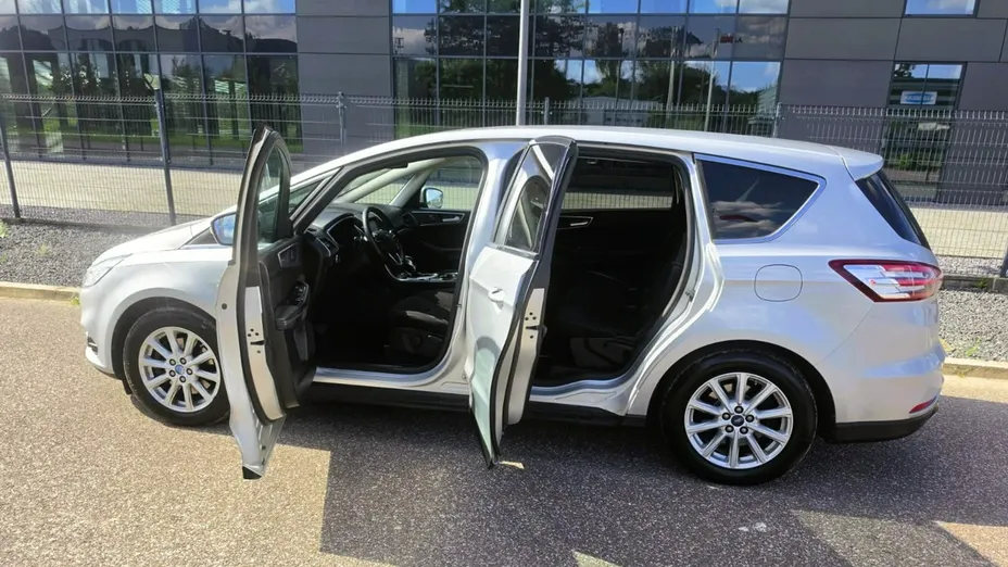 FORD S-MAX -