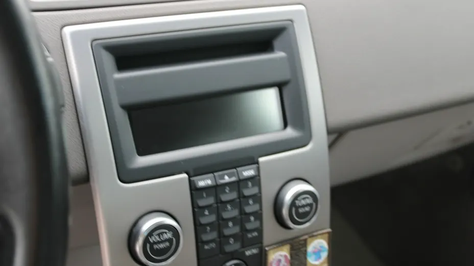 VOLVO S40 -