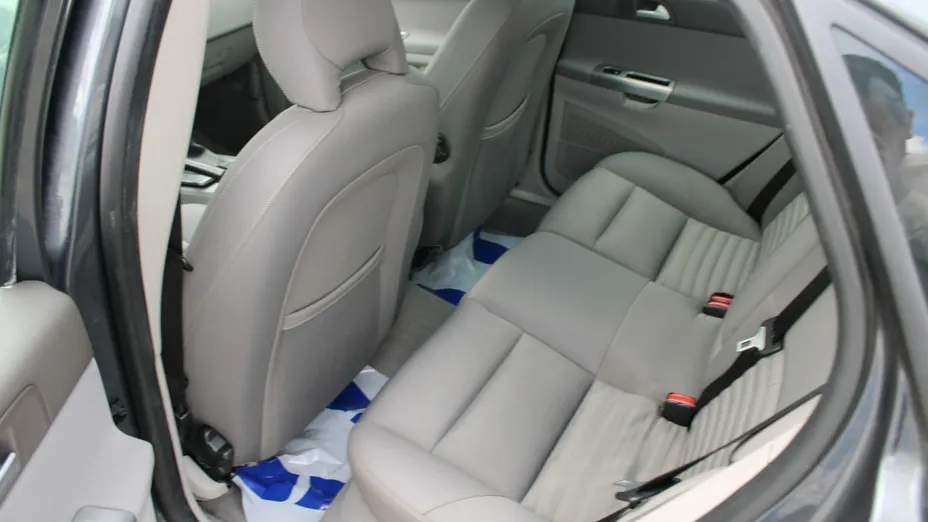 VOLVO S40 -