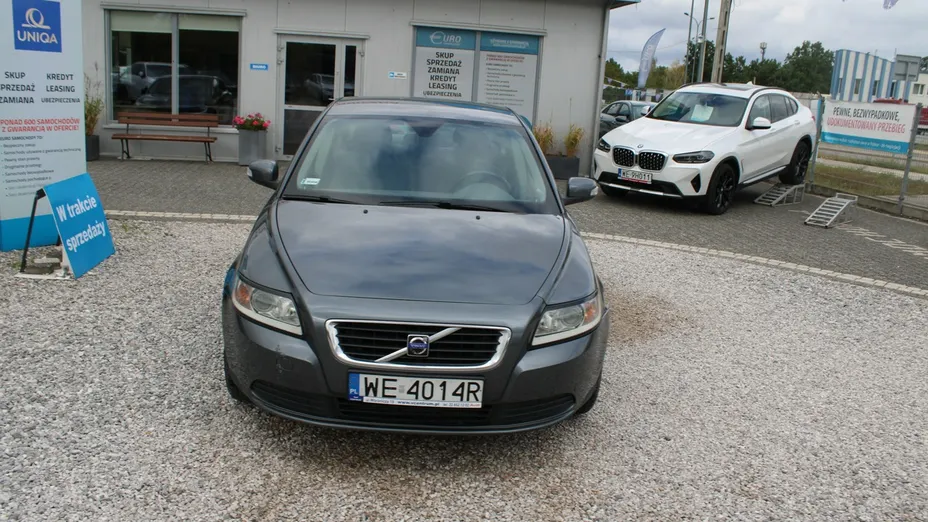 VOLVO S40 -