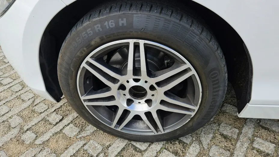 BMW Seria 1 -