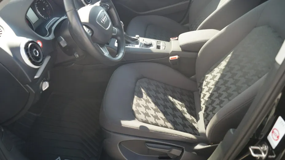 AUDI A3 Sportback -