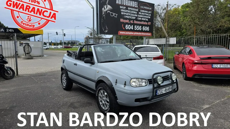 VOLKSWAGEN Golf -