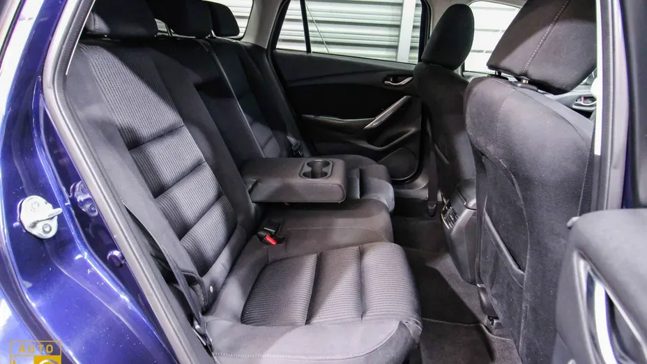MAZDA 6 -