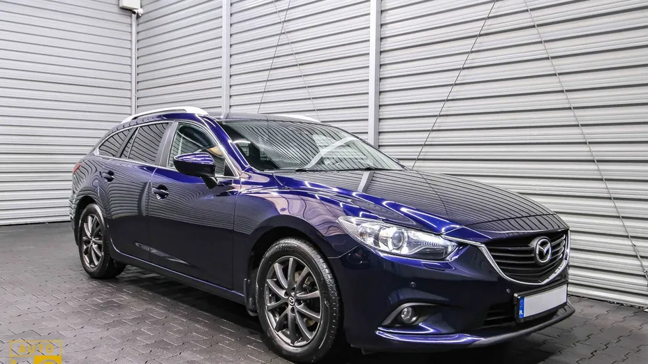 MAZDA 6 -