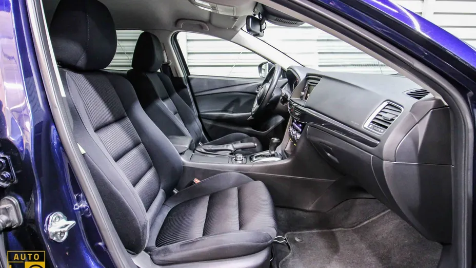 MAZDA 6 -