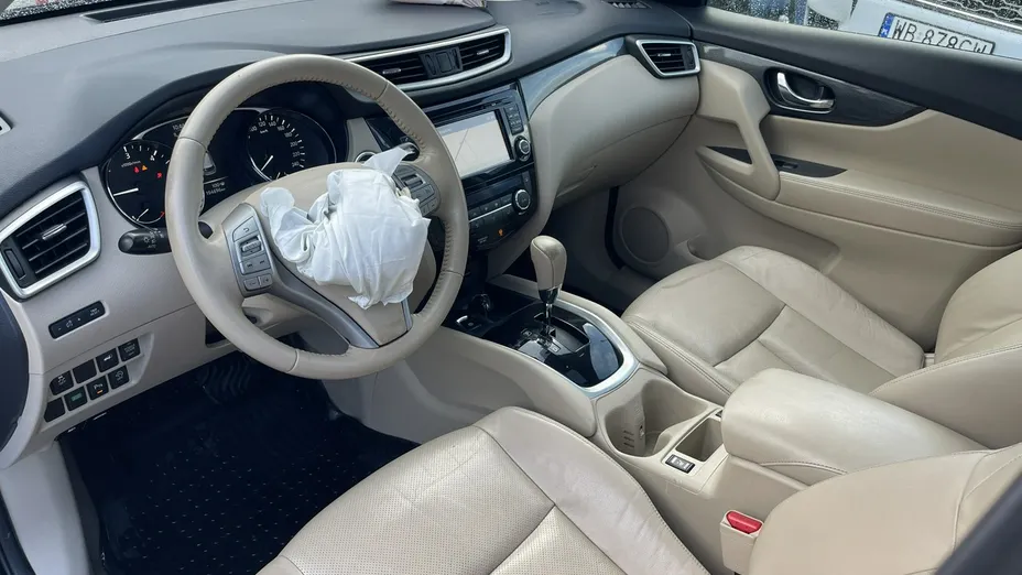 NISSAN X-Trail -