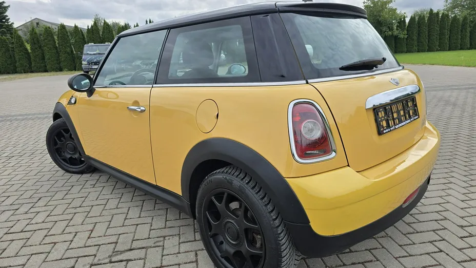 MINI One -