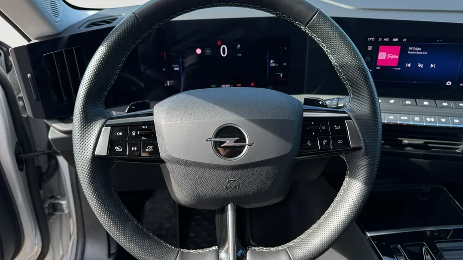 OPEL Astra -